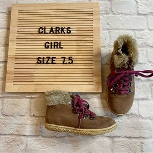 Clarks Toddler Girl Boots Size 7.5